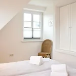 Am Kurhaus 11b *